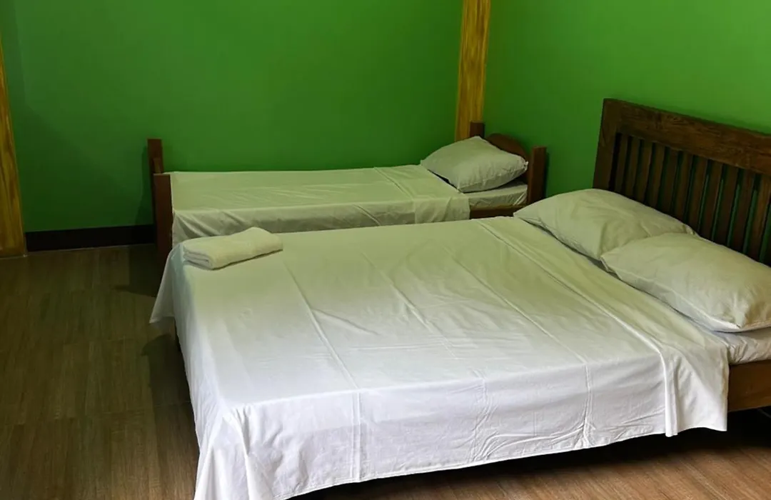 Giovannis Place-1