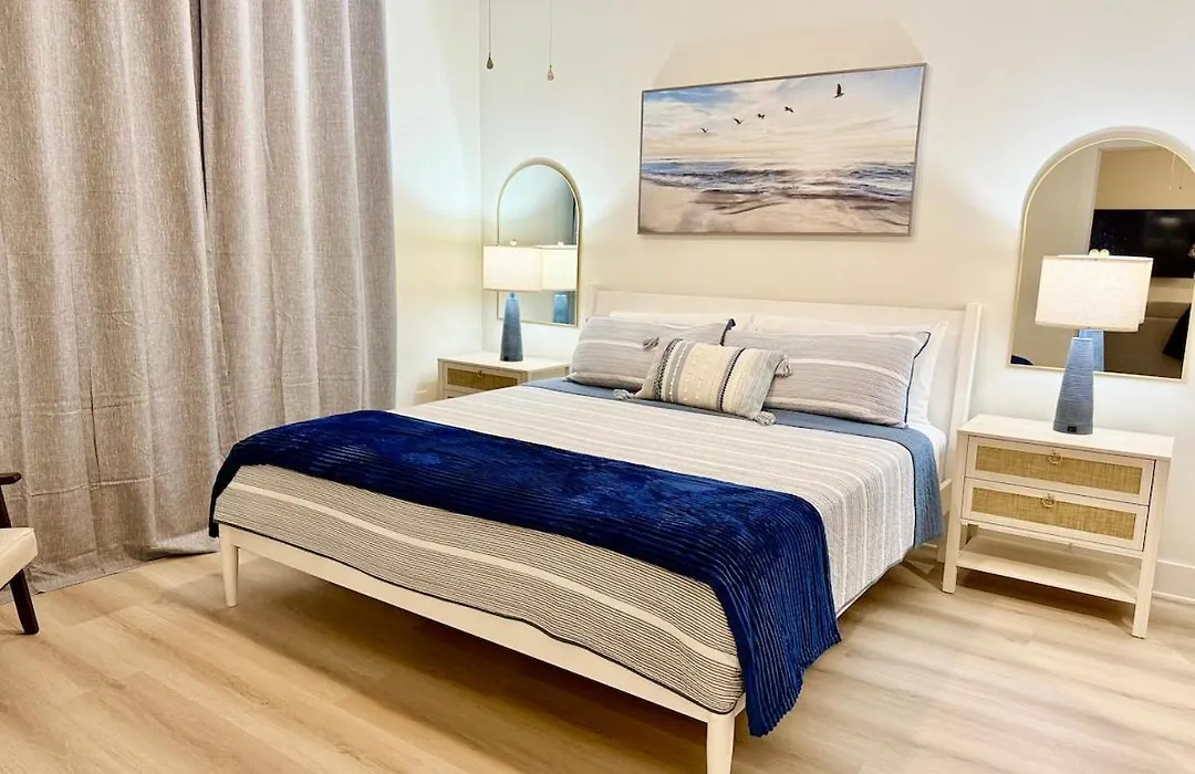 A Brand New Coastal Escape, 1 Mile To Downtown-1
