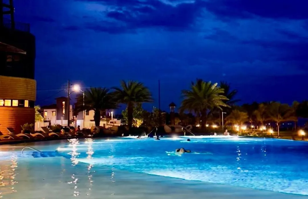 Casa De Vita - Seafront Residences-1