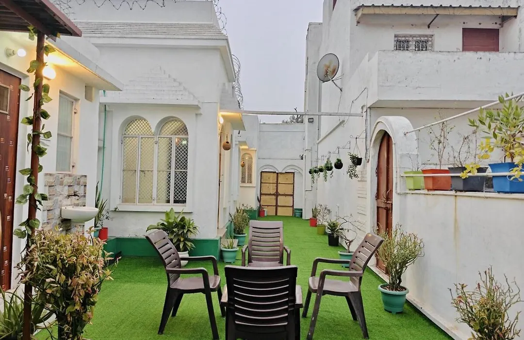 Braj Basera By Grehstay 1 Km From Krishna Janmabhoomi-1