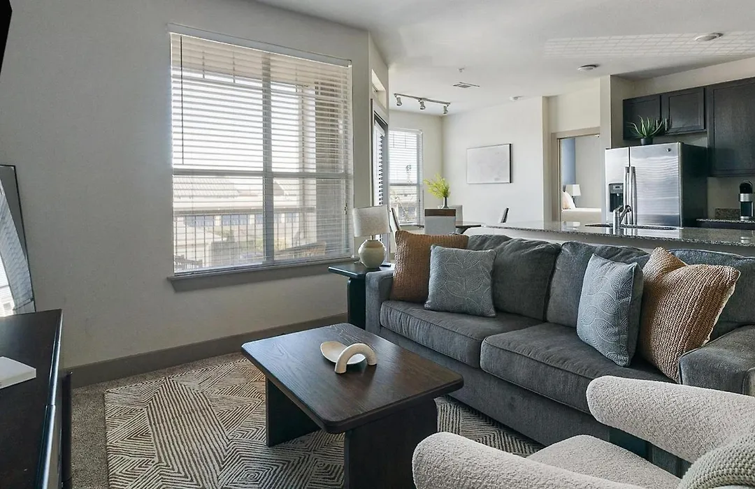 Landing Apartments - The Grayson Tx-1