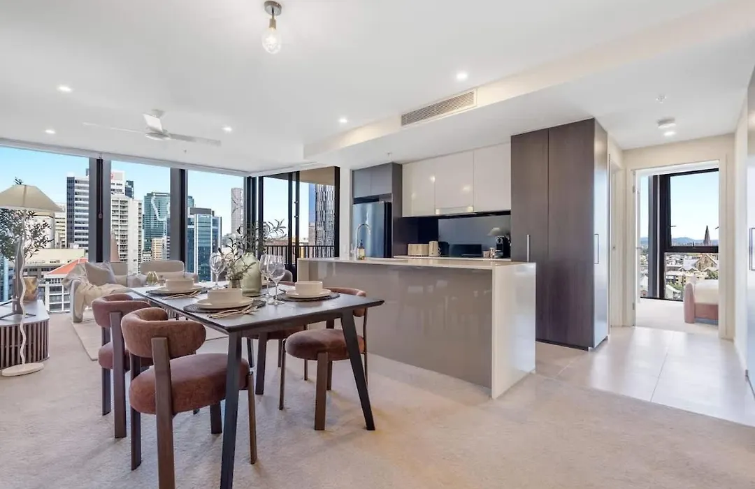 Spire Apartments On Queen Street - Free Car Park-1