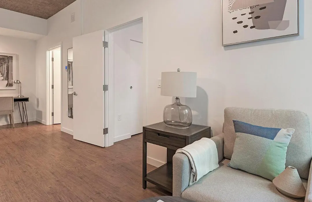 Landing Stylish 1Bd Rooftop Lounge Courtyard-1