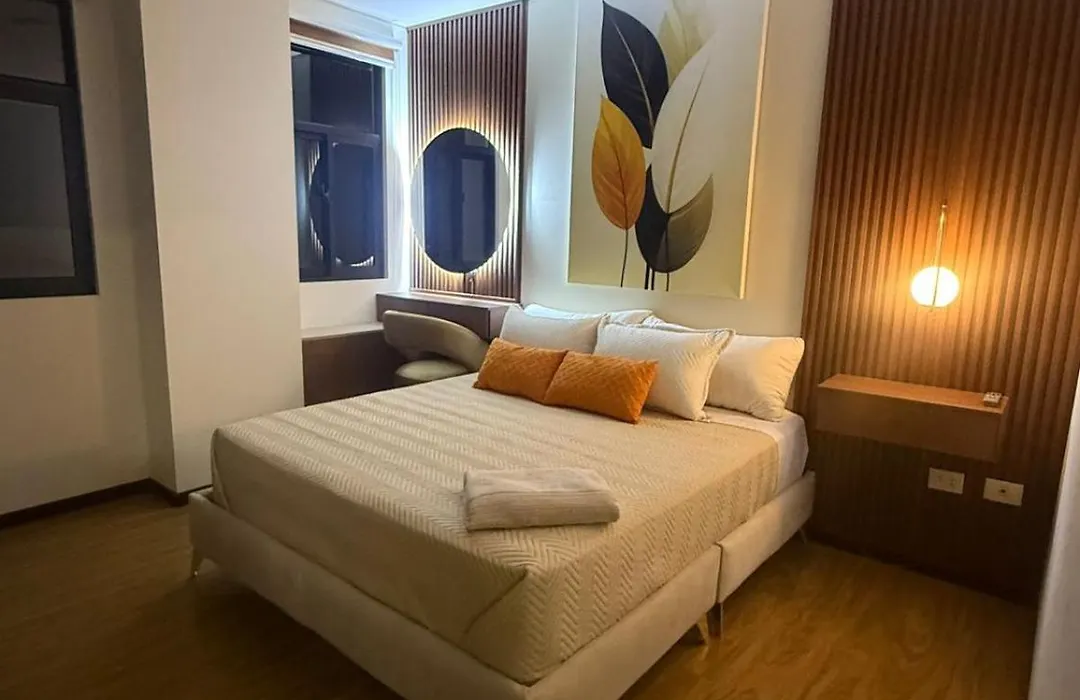 La Bela Casa Studio Apartment, Downtown, With Kitchen-1