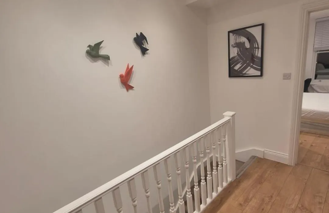 2Bed Ground Floor Apartment With Private Garden-1