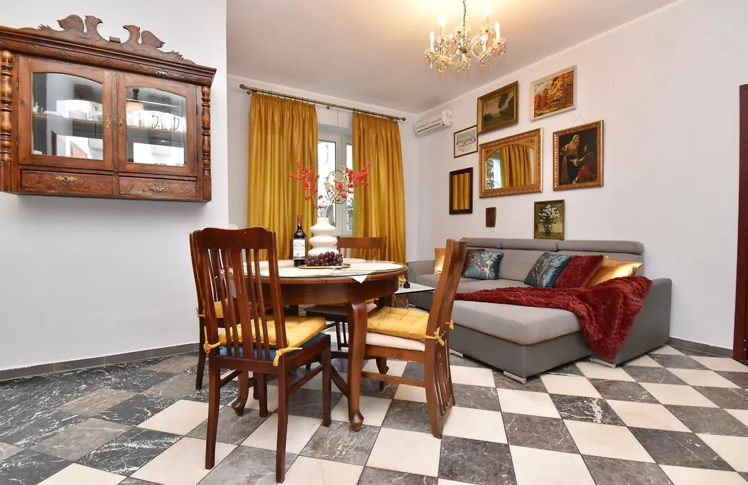 Totu Home Vintage Sopot Apartment Dabrowskiego-1