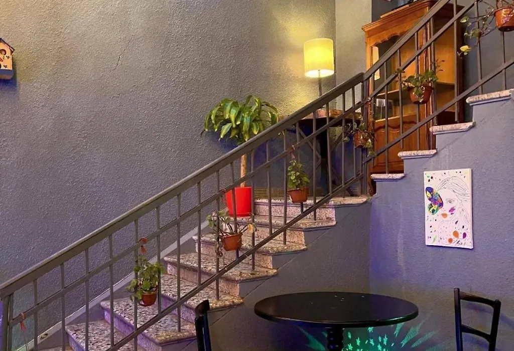 Tbili Bed Apartments, Tours And Airport Pickup-1
