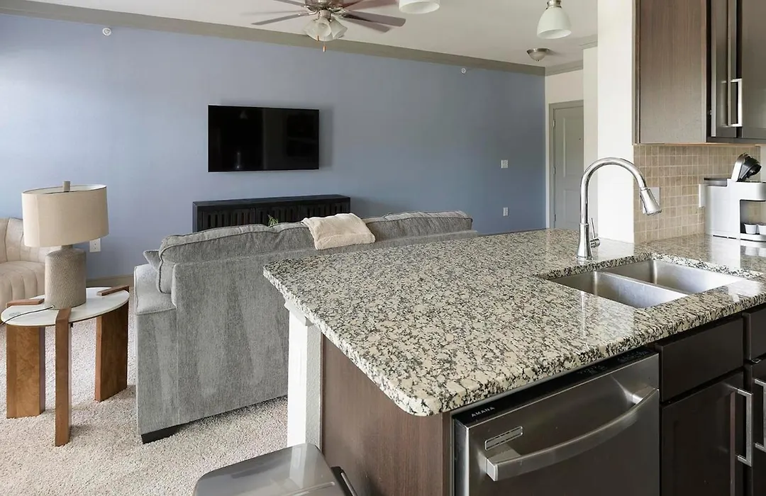 Landing Apartments - Harlow Spring Cypress-1