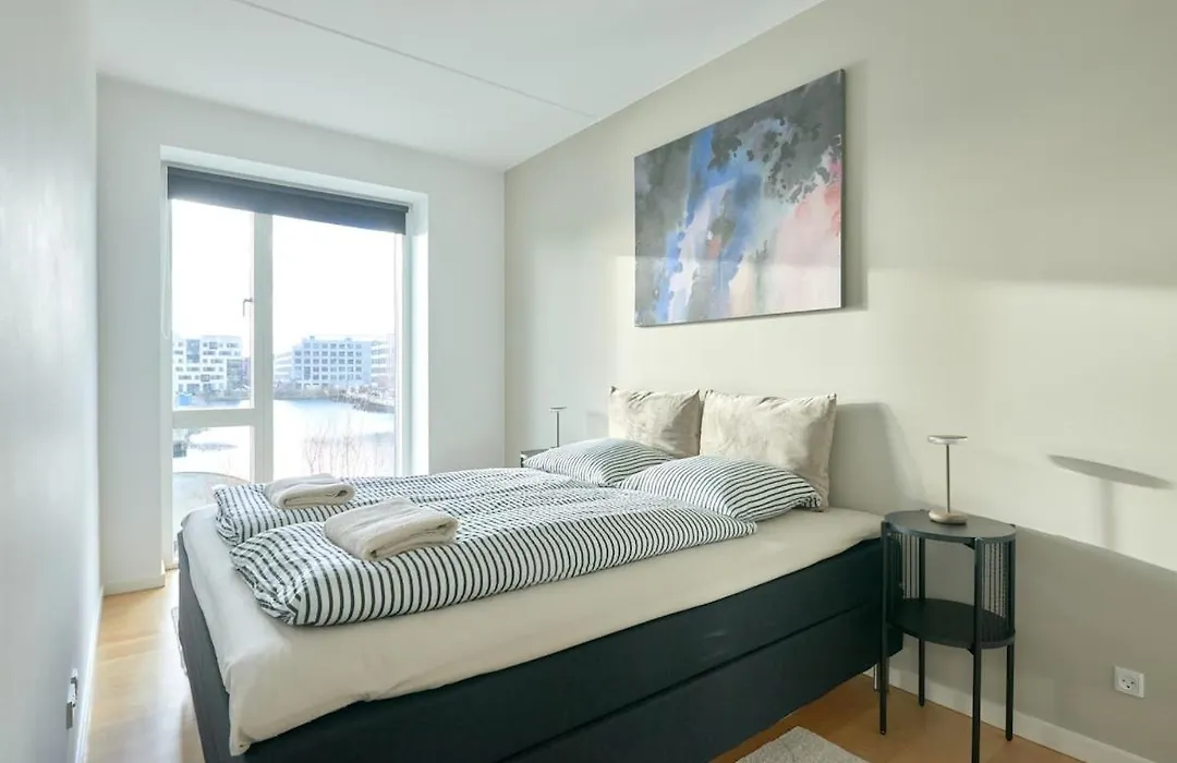 Unique 4-Bedroom Apartment With Panoramic Sea View-1