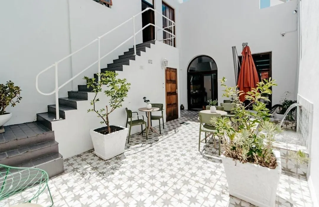 Upper Jarvis - Stylish 1-Bed In Shared Guesthouse-1