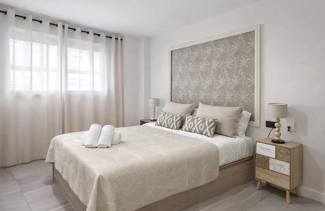 Apartamentos Constancia- I&C Malaga Lofts-1