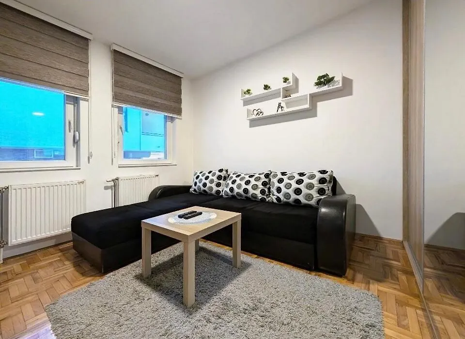 Stay & Smile Novi Sad-1