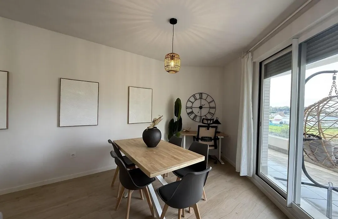 Modern And Luxurious Apartment In Nueva Andalucia - Jardines De Guadaiza-1
