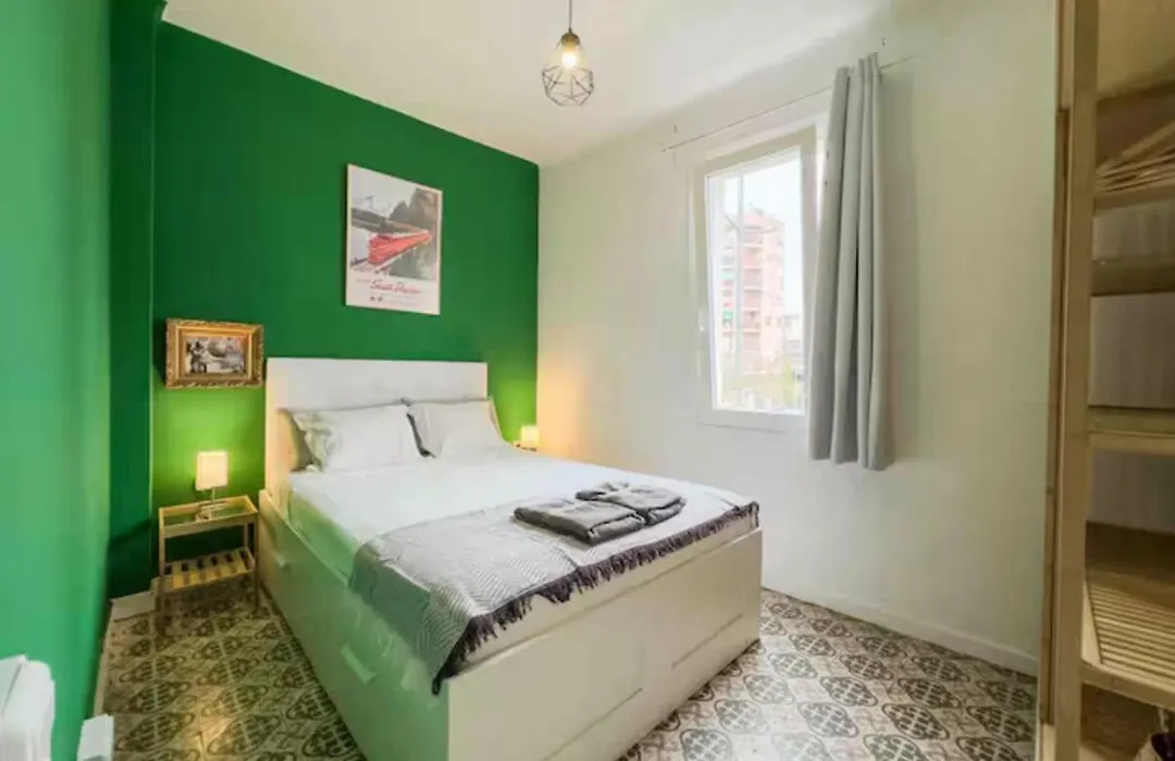 Apartment In Bcn 2-1-1