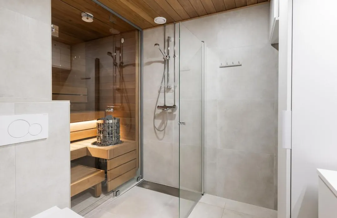 Family Apartment In The Heart Of Of The City And Sauna-1