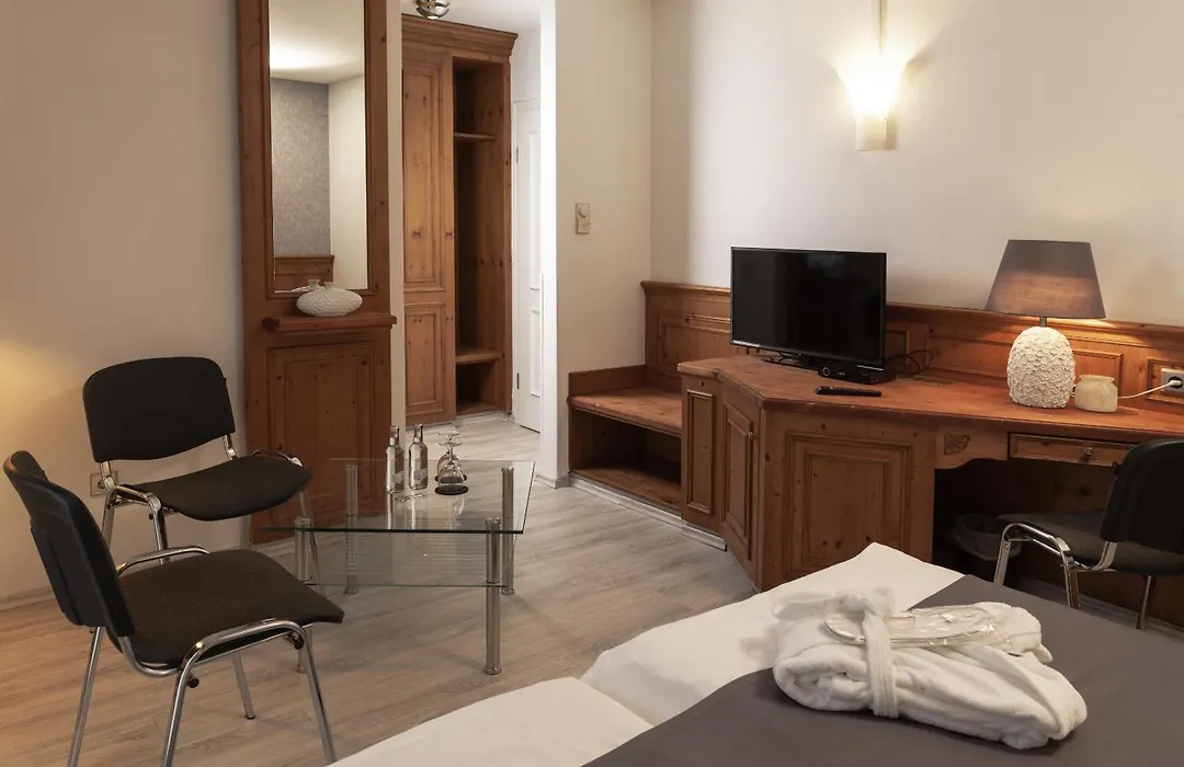 Hotel Haus Gimken-1