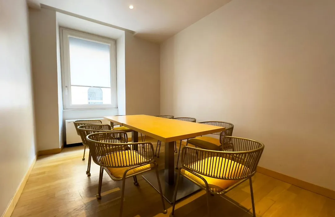 Leonardo Boutique Hotel Rome Termini-1