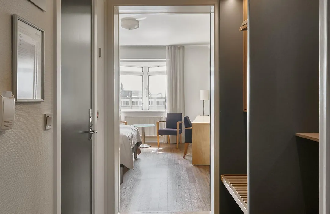 Hotel Svendborg-1