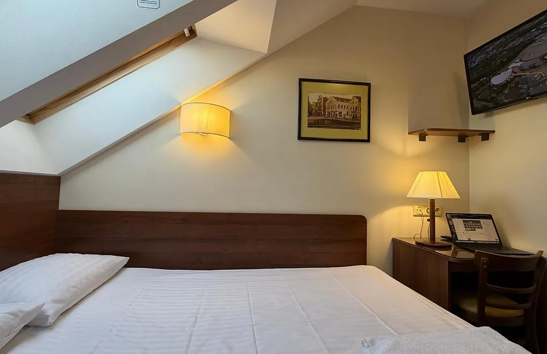 Memel Hotel-1