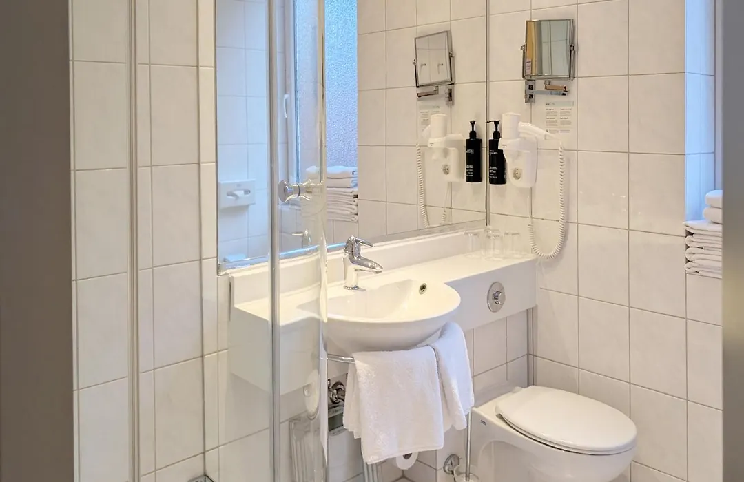 Garner Hotel Hamburg - Wandsbek Marktplatz by IHG-1