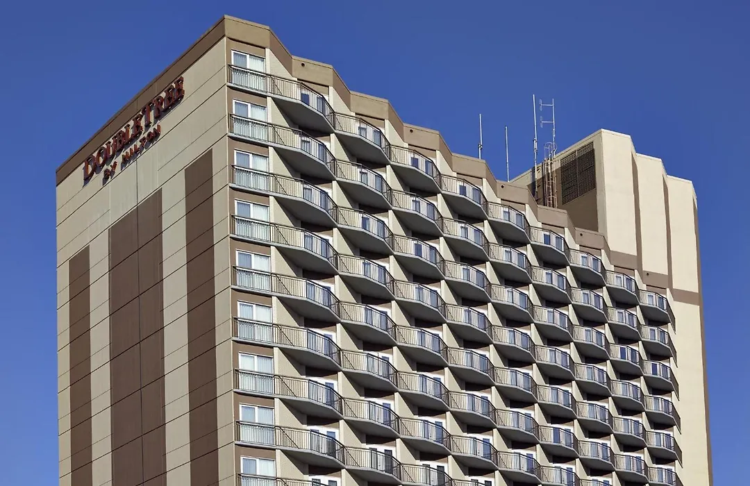 Doubletree By Hilton Hotel & Conference Centre Regina-1