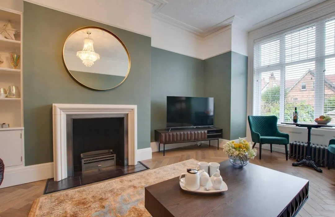 2 Bed In Scarborough Oc-S043-1