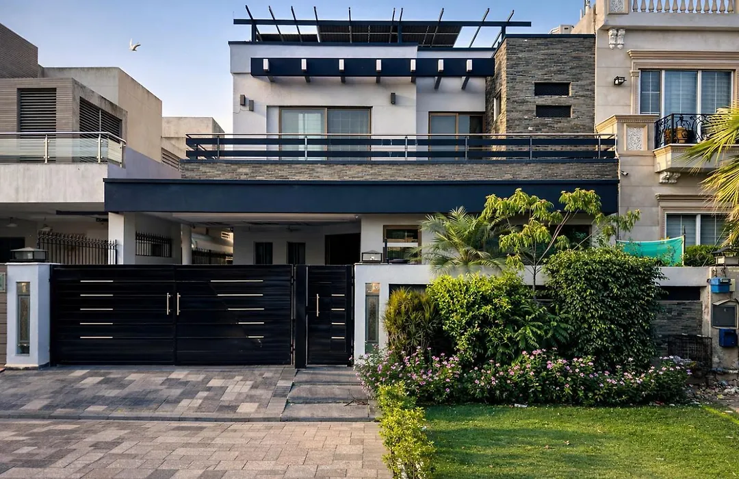 Spacious, Furnished Entire House 4-Bedrooms In Dha-1