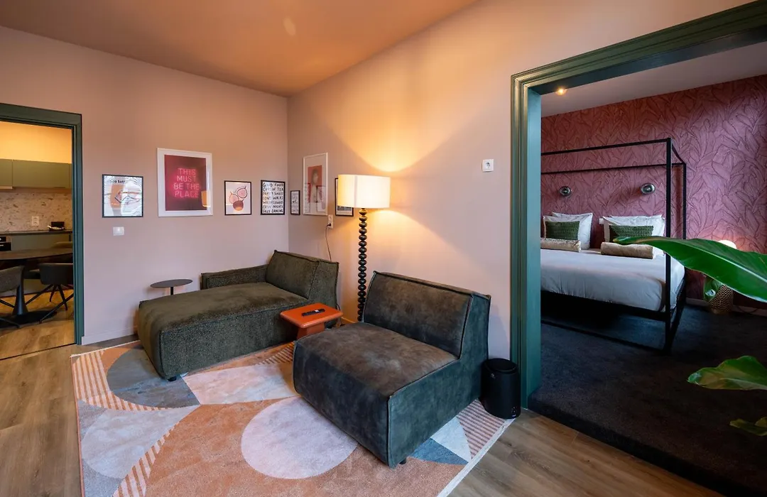 Hotel Riche-1