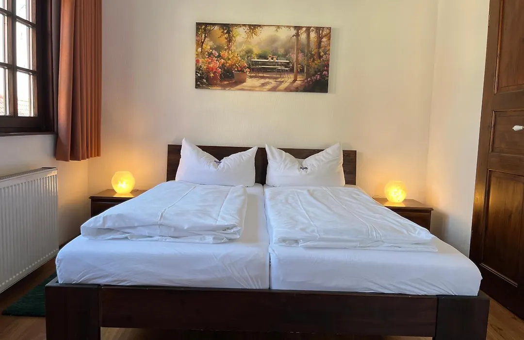 Hotel Weingärtner-1