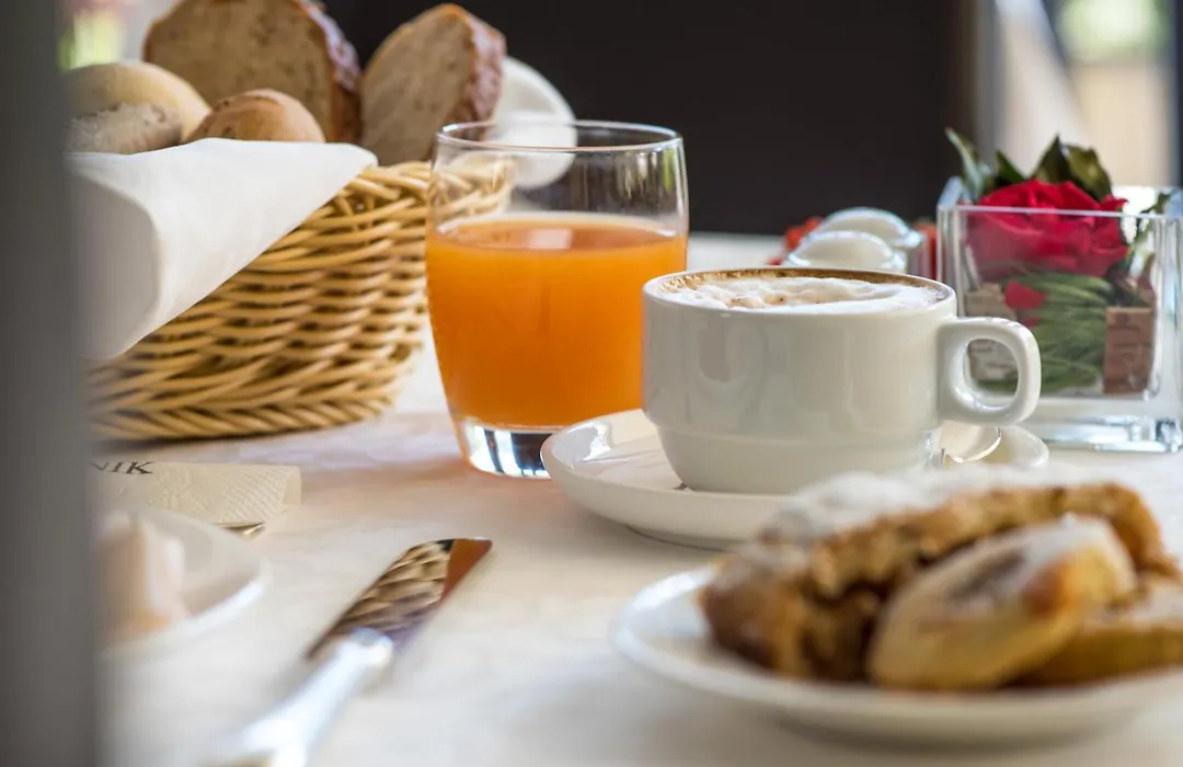 Dominik Alpine City Wellness Hotel Brixen - Adults Only-1