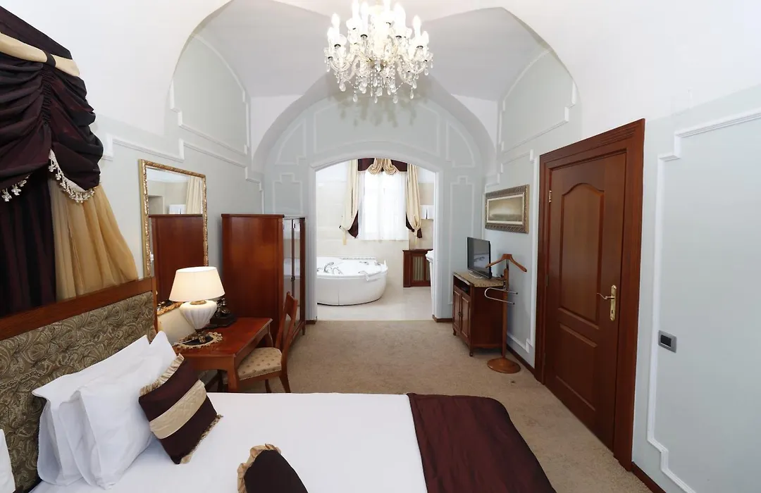 Hotel Leopold I-1