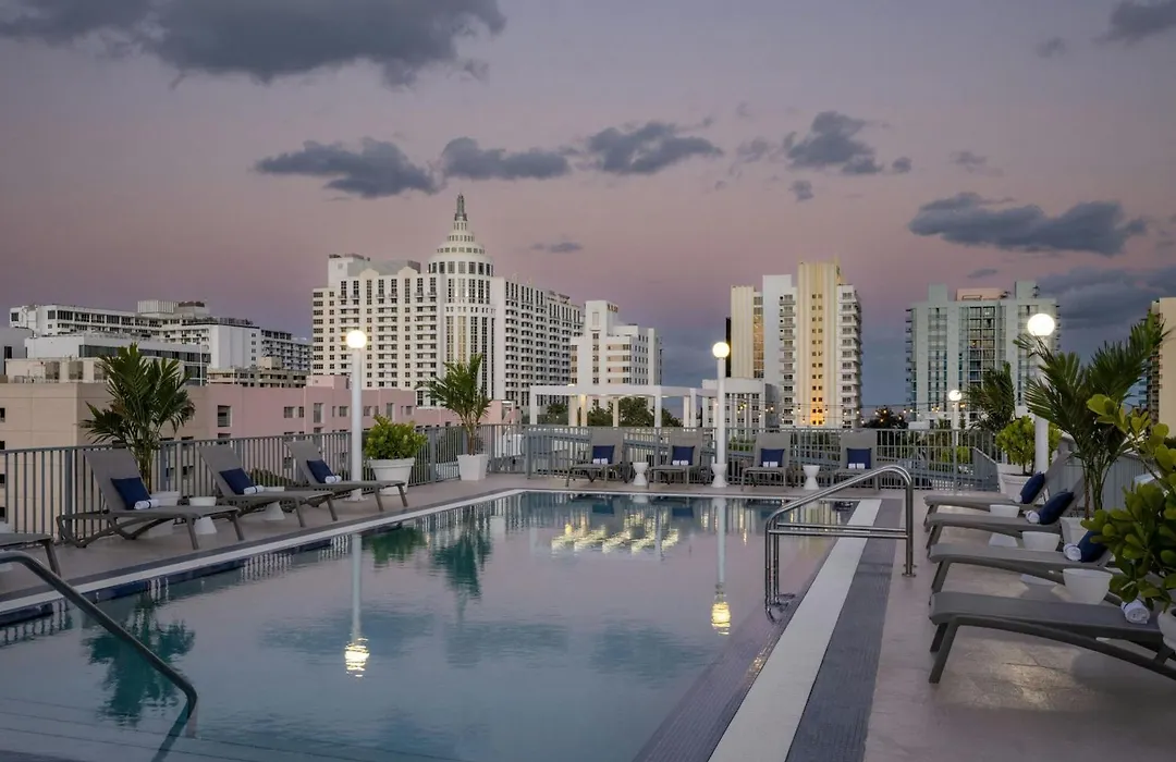 Courtyard Miami Beach South Beach-1