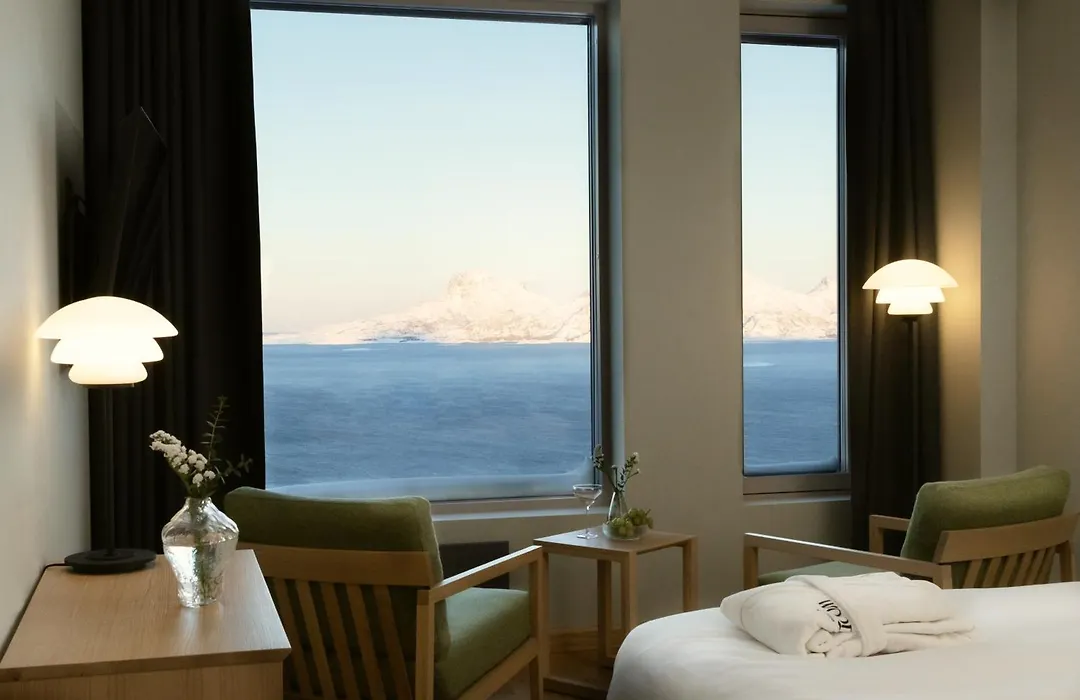 Wood Hotel Bodo-1