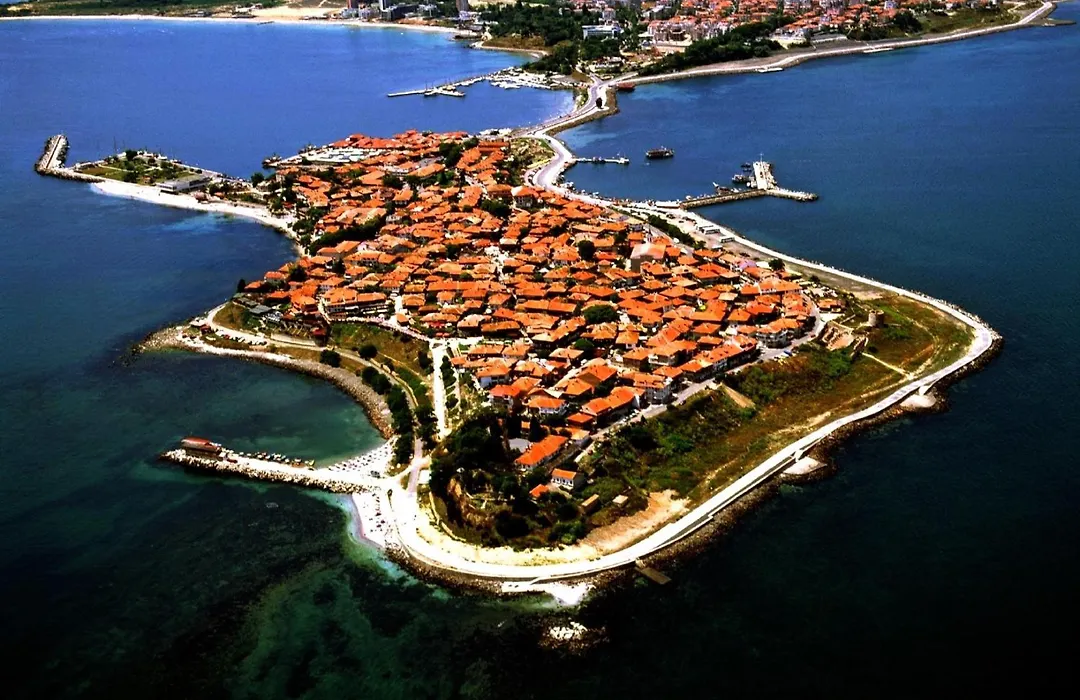 Helios Seaview Apartment-1