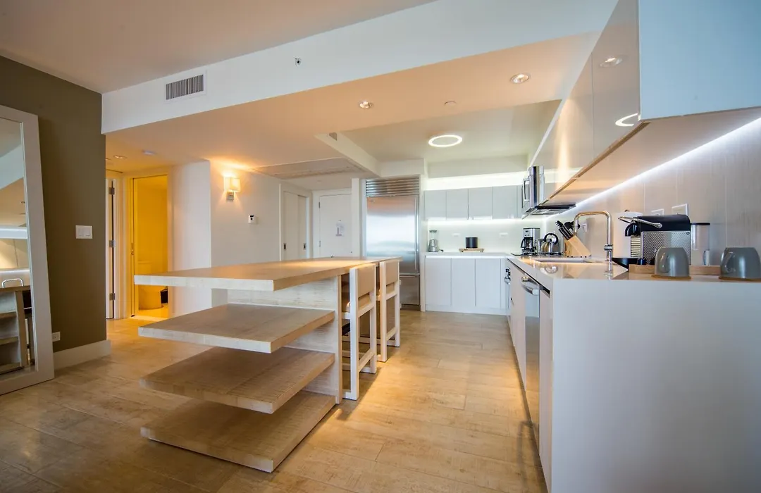 1 Hotel 1 Bedroom 1 And Half Bathroom Beachfront Residence With Balcony-1