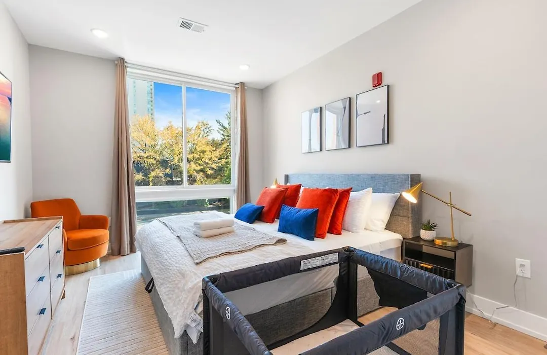 1Bd Sleeps 4 With Views - Near Fish Town And Old City-1
