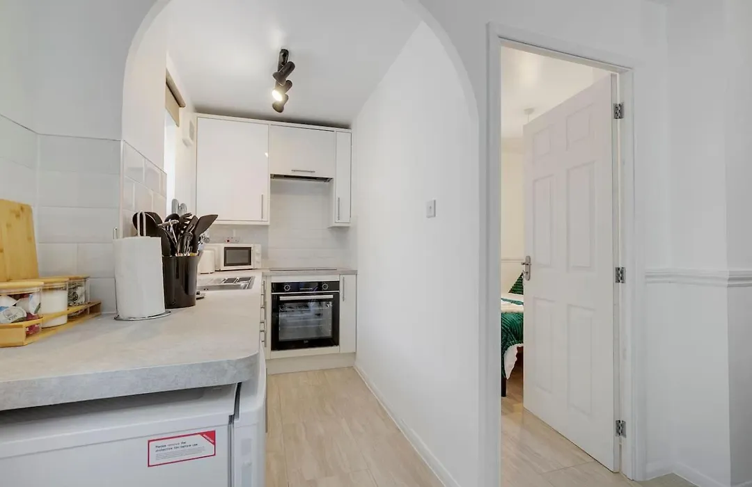 Furnished 1Bed Flat Near Tottenham Hale-1