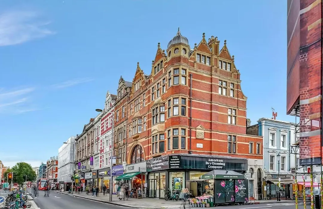 Cosy & Spacious 2Br Apartment In The Heart Of Central London - Recently Refurbished-1