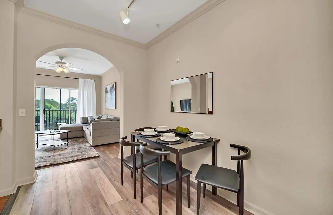 Upstay Modern 2Br Condo Near Disney-1