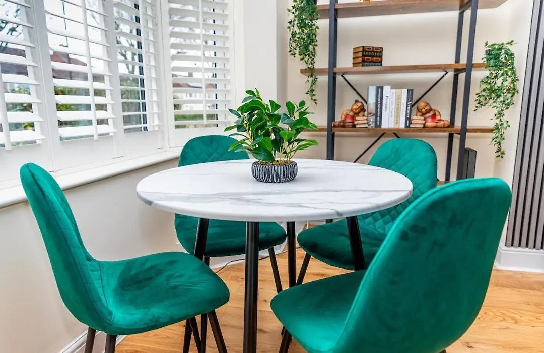 Luxury 2-Bedroom House-1