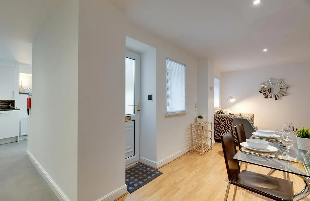 Armstrong Apartments 1B-1