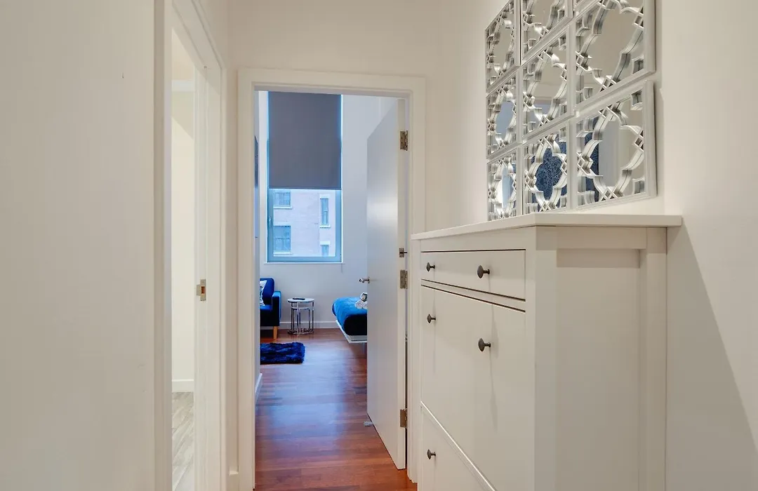 Crown Apartments 1B-1