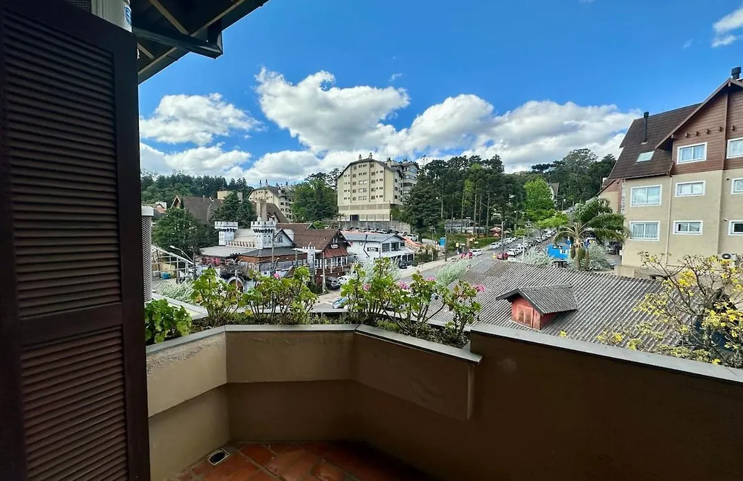 3 Quartos, Wi-Fi, Lareira &Garagem - Rua Coberta-1