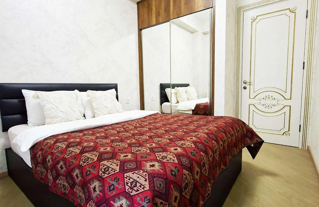 Cozy 1 Bedroom Apartment With Balcony In Central Tbilisi-1