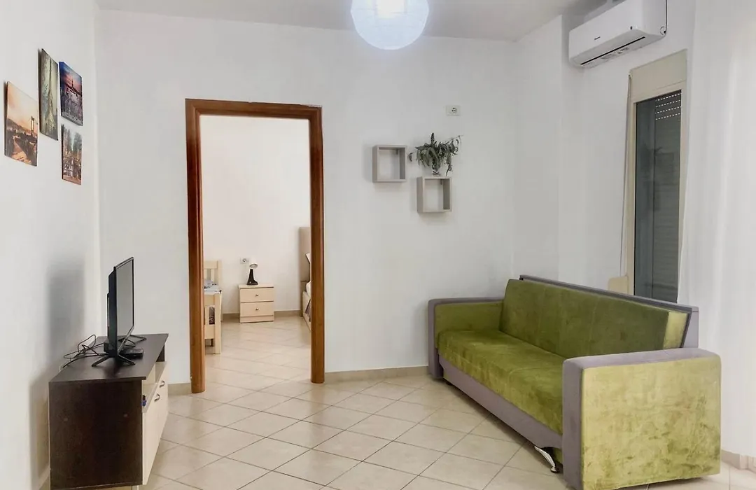 Giulia'S Seaside Apartments-1