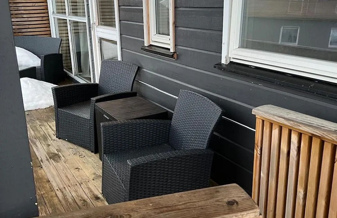 Convenient And Spacious Apartment On The First Floor-1