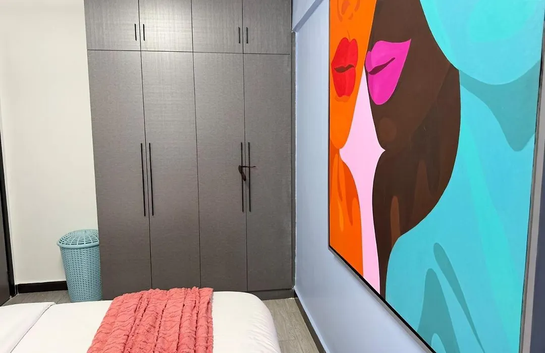 Curated Art Stay - Central Lavington-1
