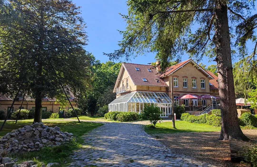 Hotel Schlösschen Sundische Wiese Zingst-1