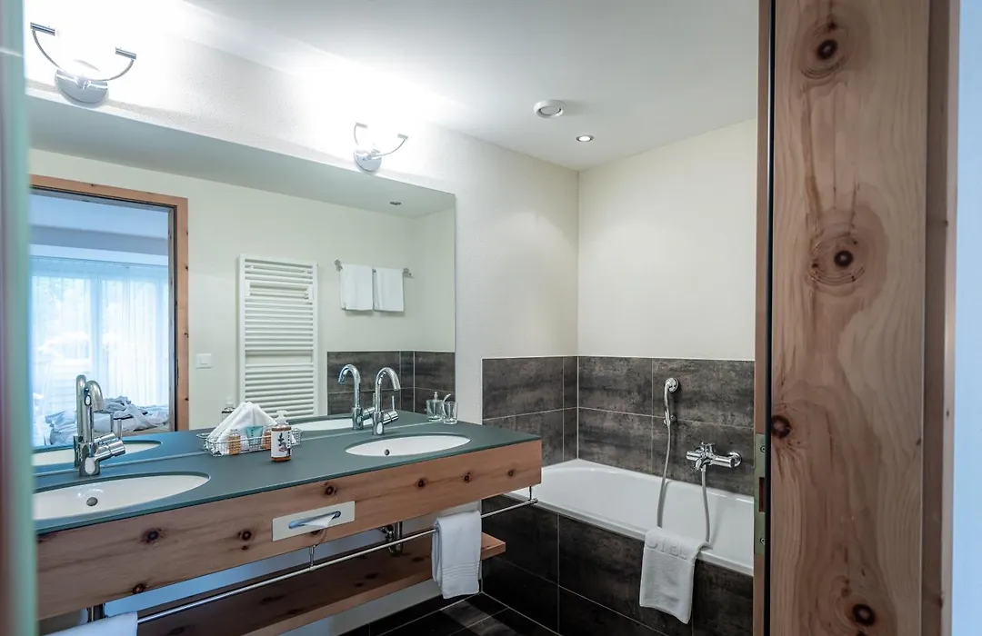 Hotel Adula-1