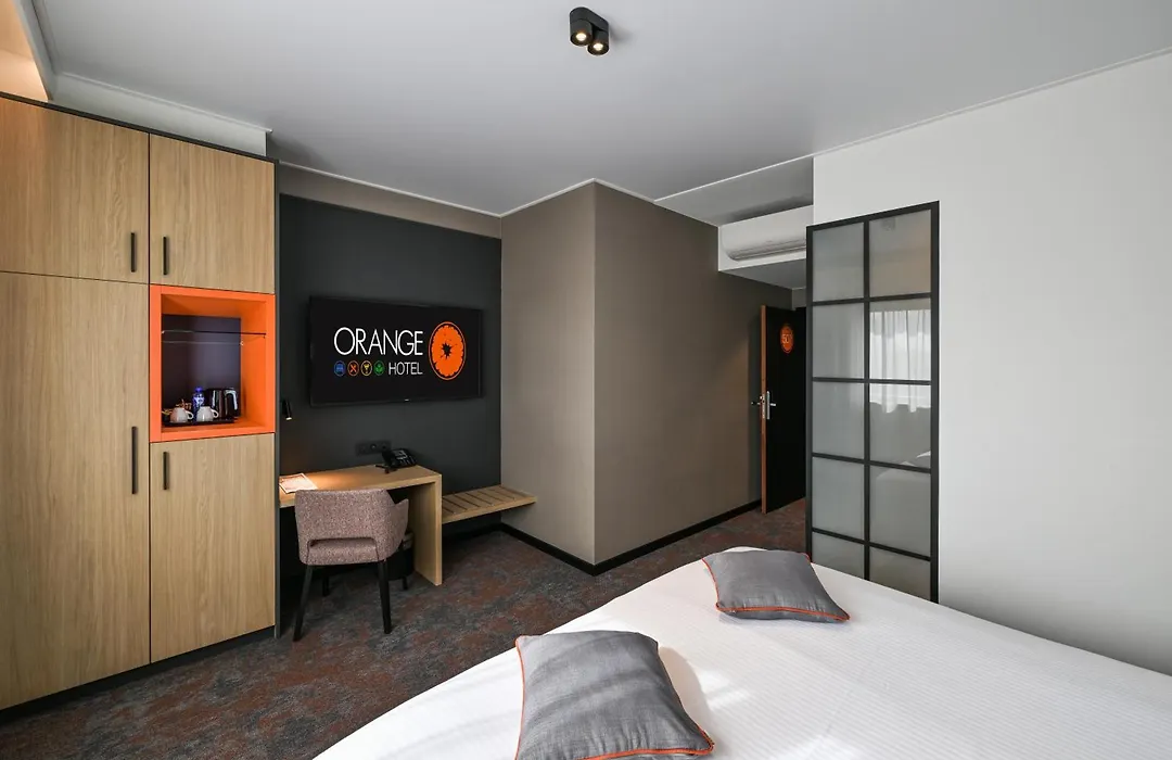 Orange Hotel La Louviere-1
